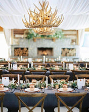 Charger l'image dans la galerie, Whitetail Deer 21 Antler Cascade Chandelier - Muskoka Fire Pits
