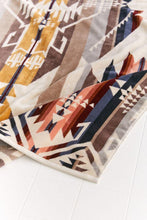 Charger l'image dans la galerie, White Sands Pendleton Spa Towel - Muskoka Fire Pits