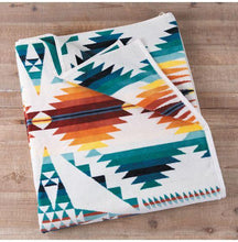 Charger l'image dans la galerie, Falcon Cove Pendleton Spa Towel - Muskoka Fire Pits