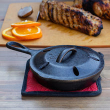 Charger l'image dans la galerie, 6.5 Inch Seasoned Cast Iron Smoker Skillet - Muskoka Fire Pits