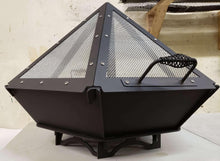 Charger l'image dans la galerie, Collapsible Fire Pit - Muskoka Fire Pits