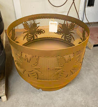 Charger l'image dans la galerie, Standard Size Carved Fire Pit - Honey Bees - Muskoka Fire Pits