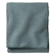Charger l'image dans la galerie, Pendleton Eco Wise Wool Throw Blanket - Muskoka Fire Pits