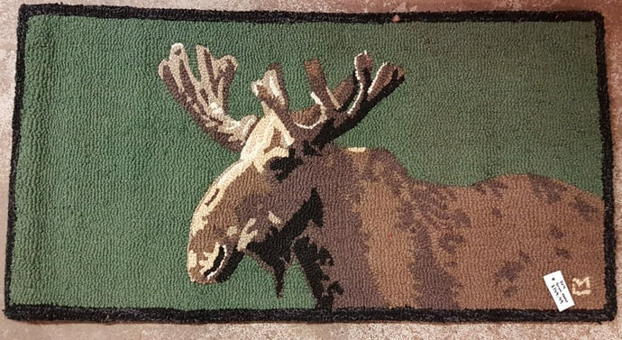 Green Moose Rug 2x4